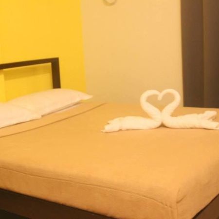 באקולוד Negrense Suites מראה חיצוני תמונה