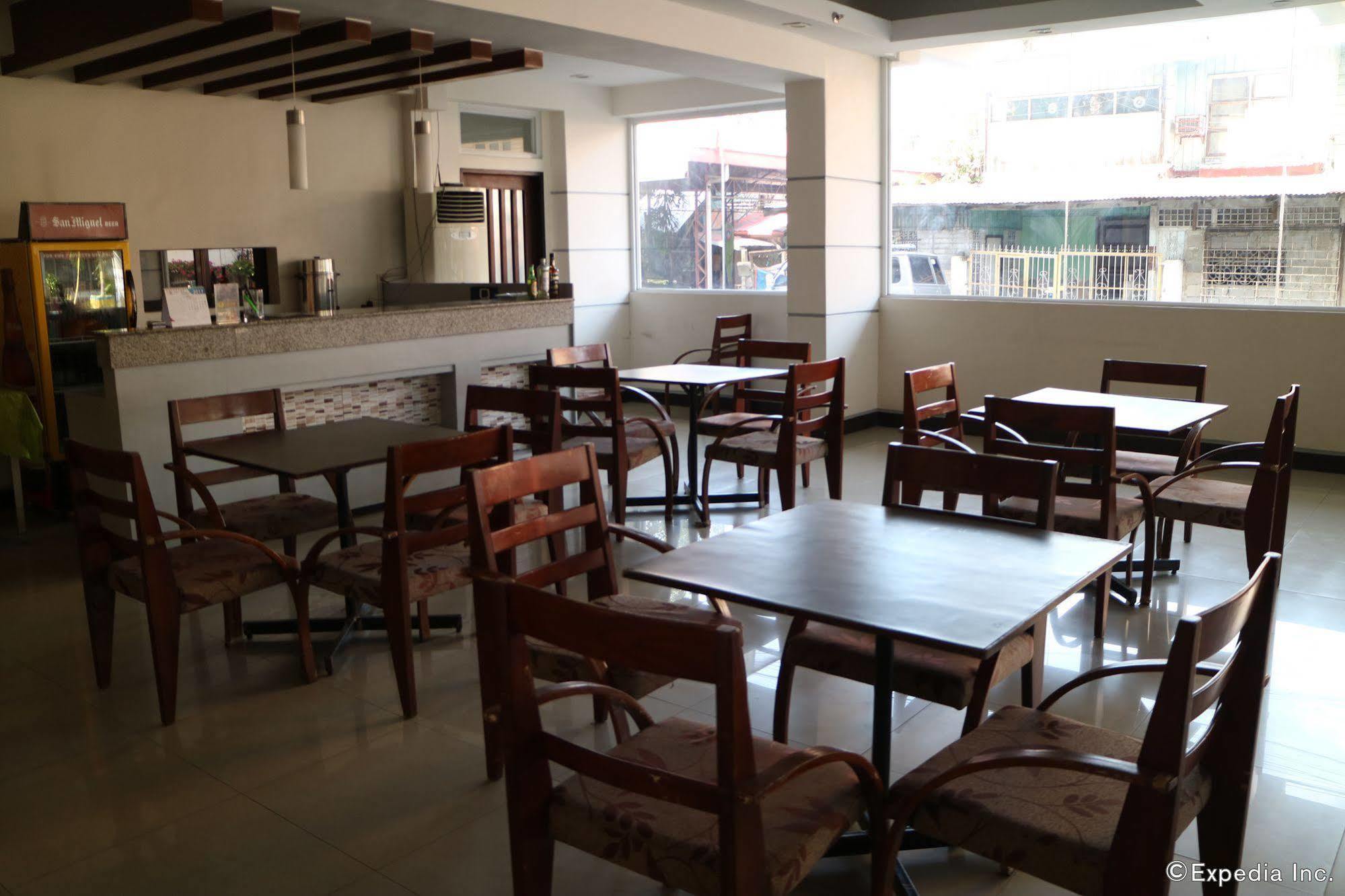 באקולוד Negrense Suites מראה חיצוני תמונה