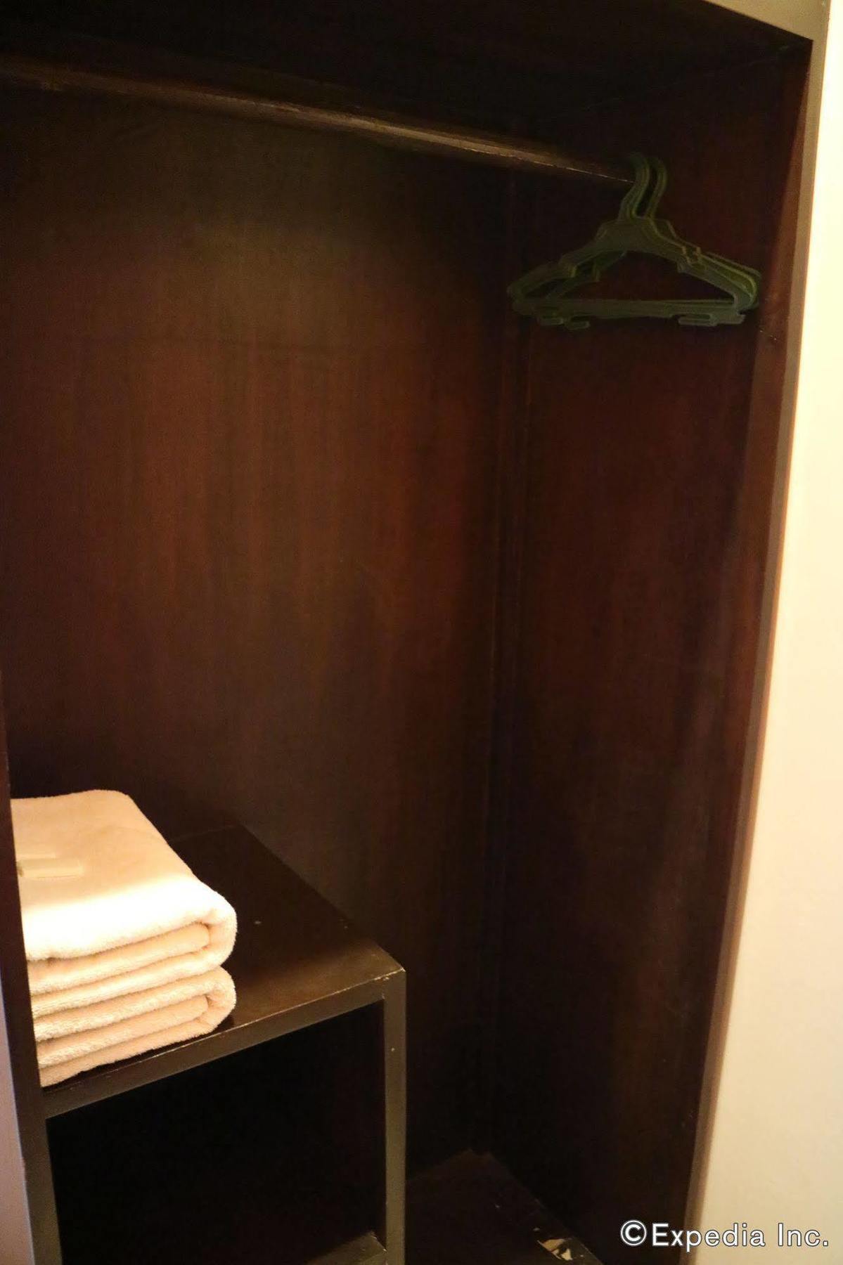 באקולוד Negrense Suites מראה חיצוני תמונה