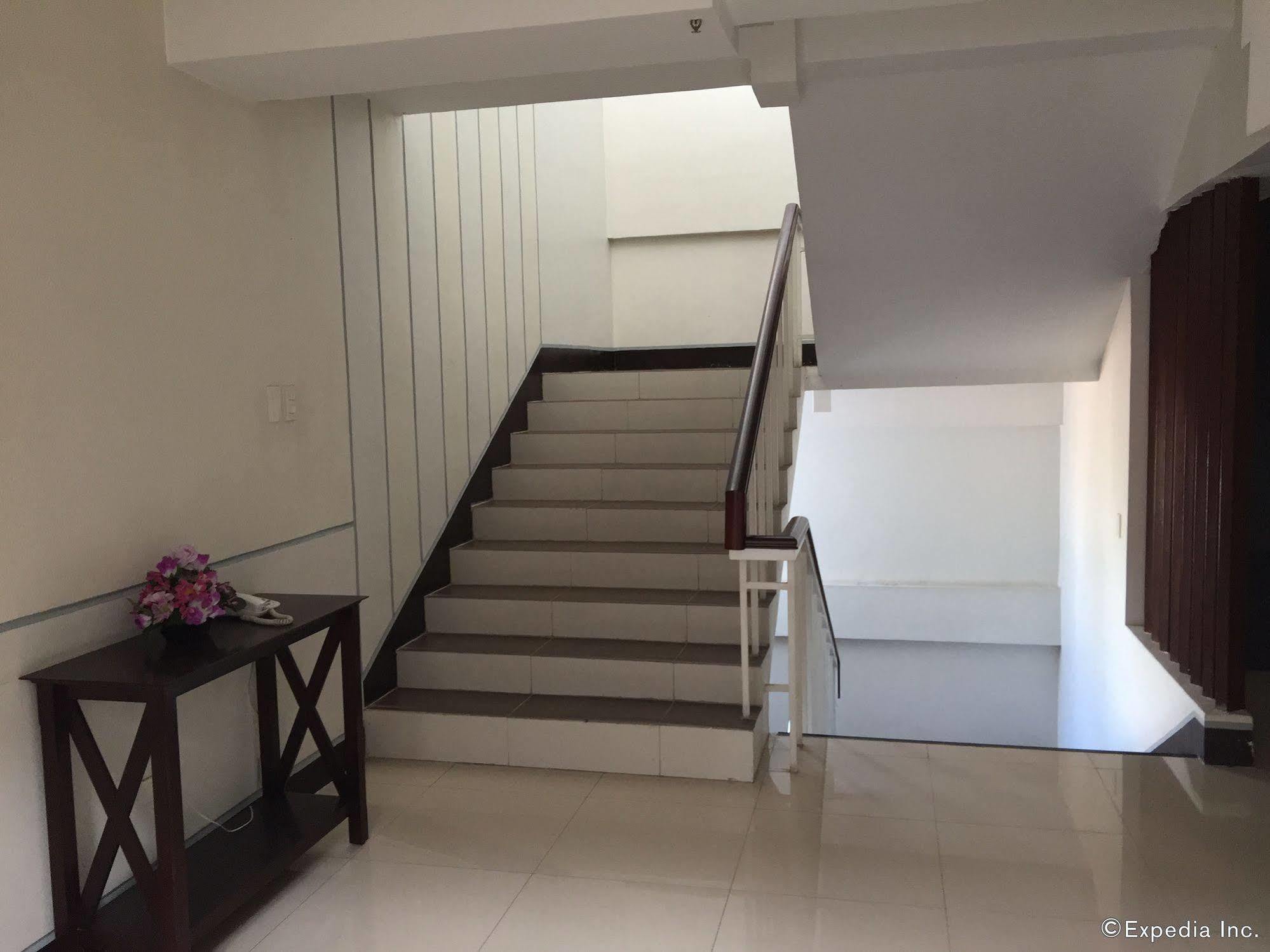 באקולוד Negrense Suites מראה חיצוני תמונה